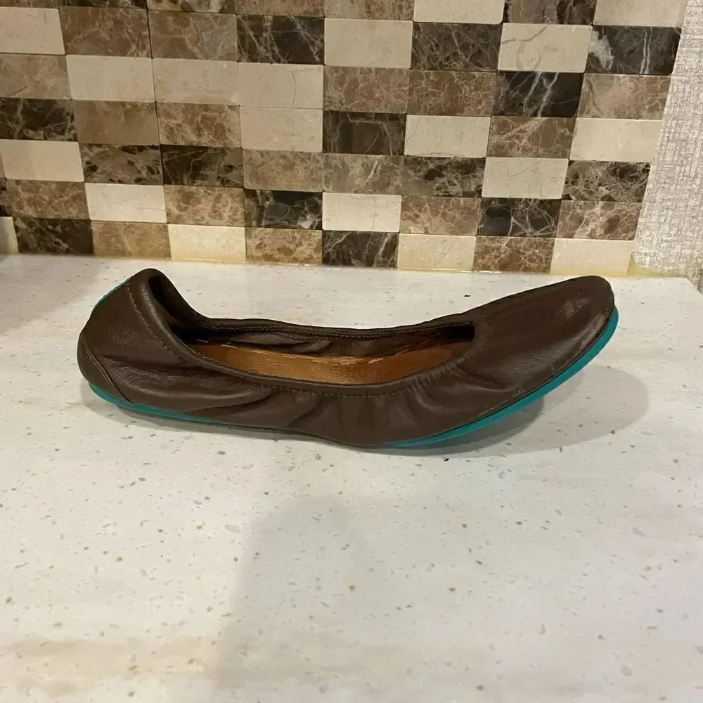 Tieks LEFT SHOE ONLY